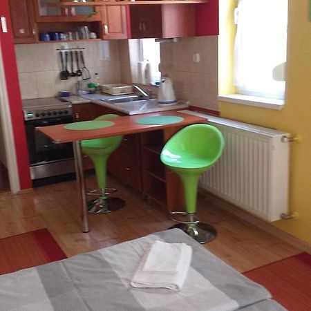 Mediterran Szallas Gyula Extérieur photo