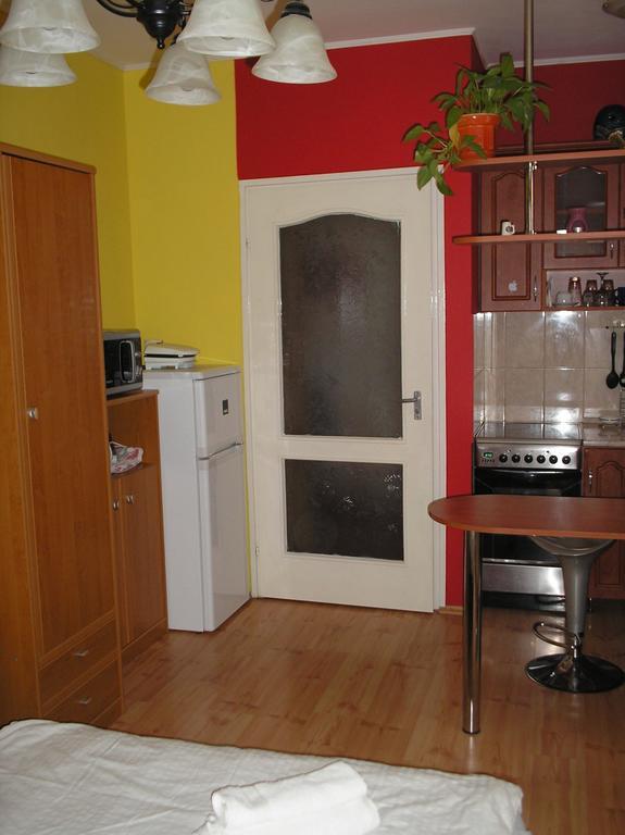 Mediterran Szallas Gyula Extérieur photo